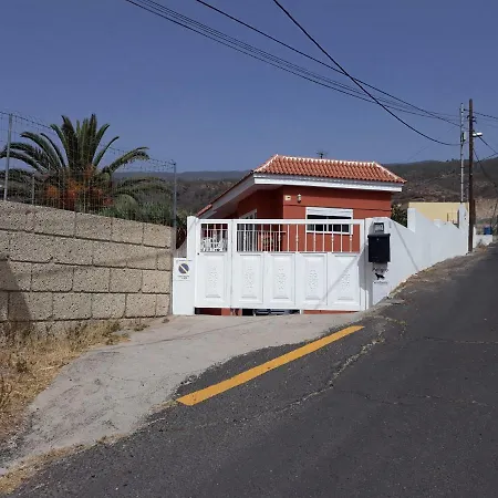 בית נופש Familiar House Güimar